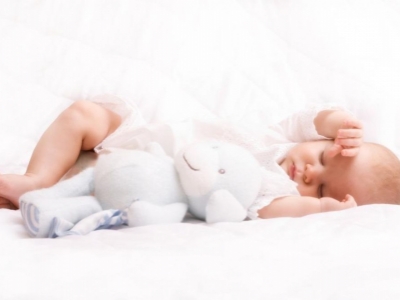 Bimbo che dorme 1024x682 60 600x450