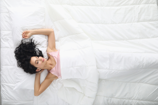 dormire senza cuscino benefici